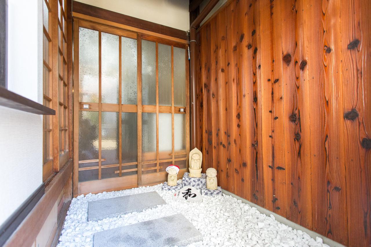 City Center 200 Years Old Traditional House Next To 2 Train Lines Kyōto Exterior foto